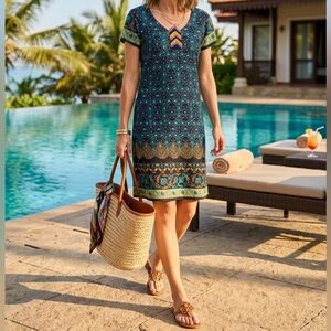 Vintage Tunjc short-sleeve dress  V-neck multi-colored geometric floral pattern